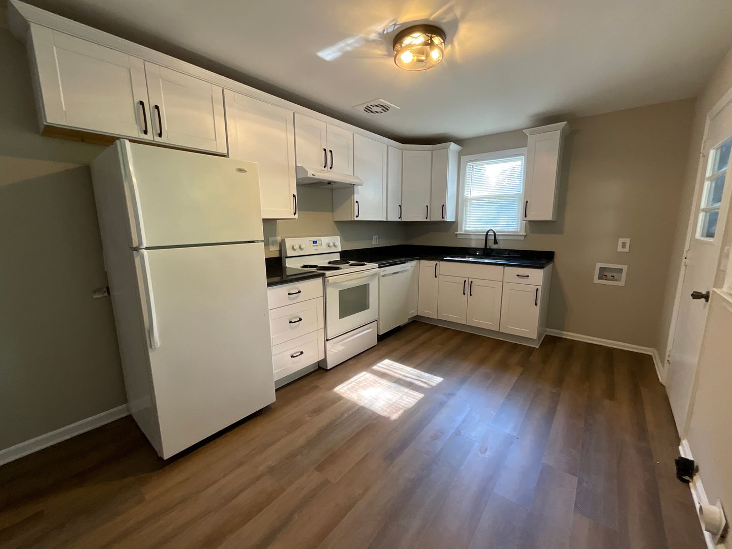 1413 Gracewood Dr. 7 of 12