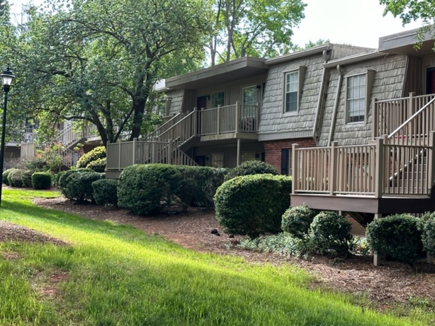 Winston Salem Apartment: 3830 Country Club Road