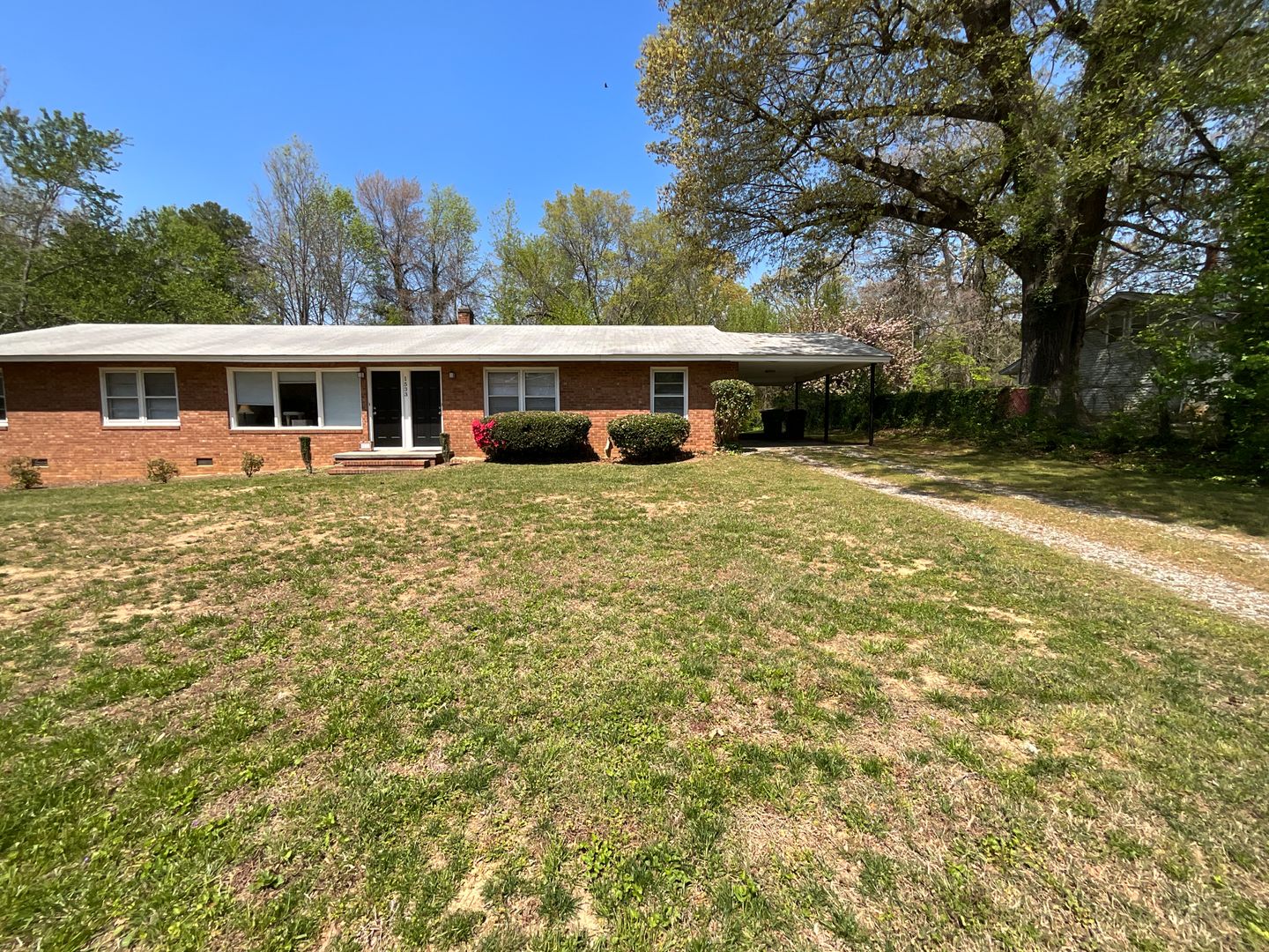 HIgh Point Apartment: 1533 Beaucrest Avenue