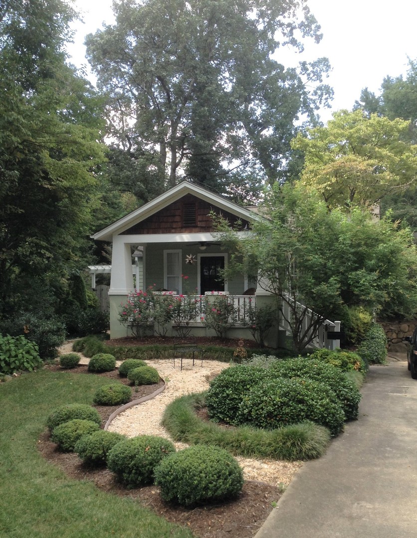 Winston Salem House: 2461 Lyndhurst Avenue