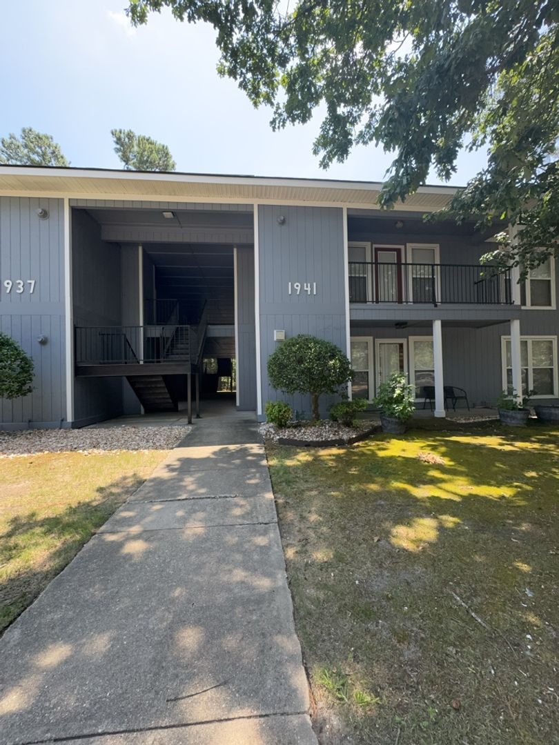 Fayetteville House: 1941 Sardonyx Road Unit 3