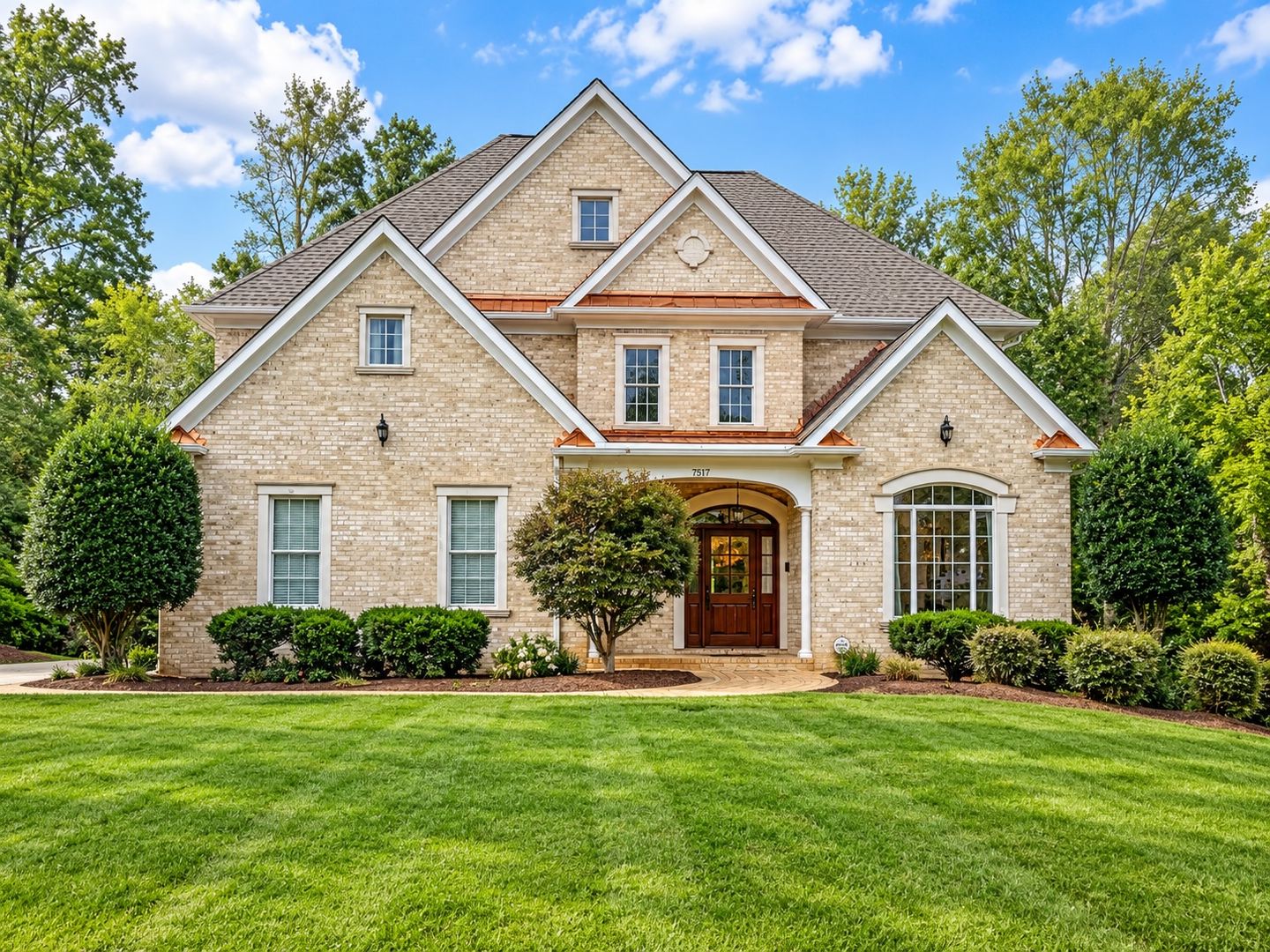 Summerfield House: 7517 Henson Forest Drive