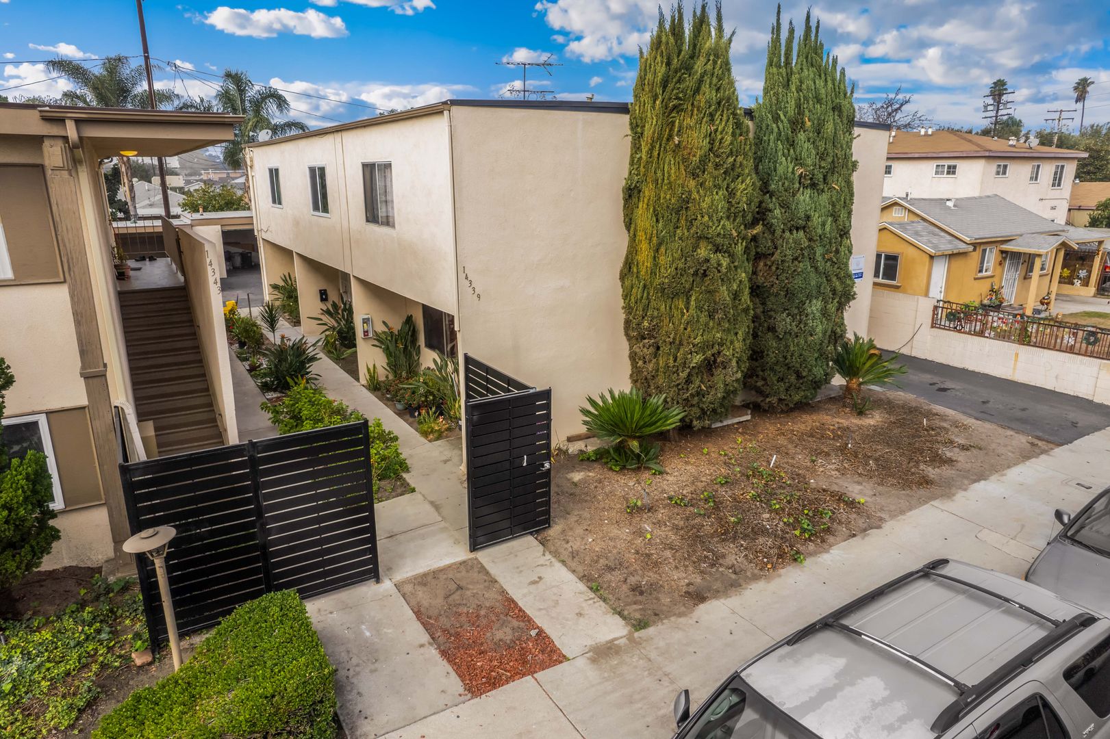 Norwalk Apartment: 14339 Flallon Ave