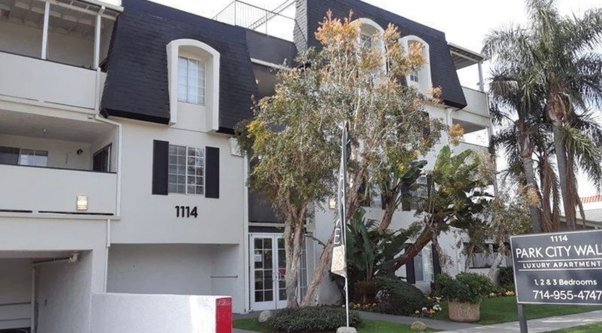 Santa Ana Apartment: 1114 W Santa Ana