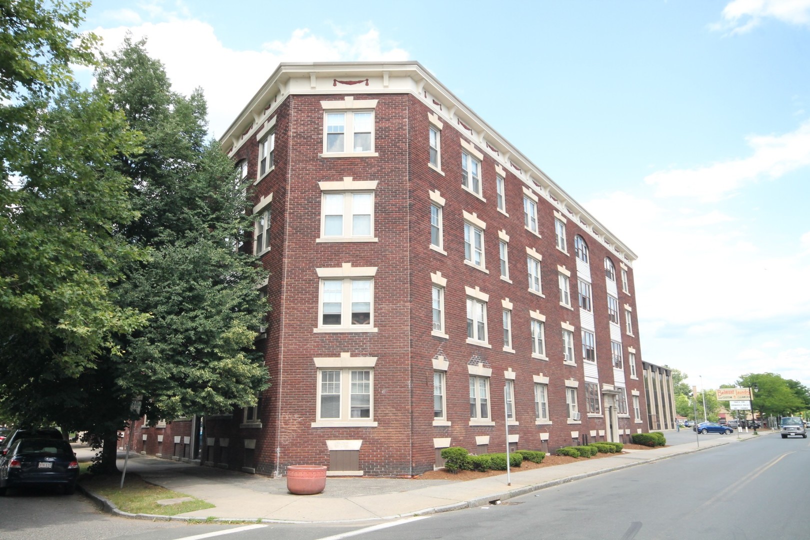 Springfield Apartment: 321 Belmont Ave/5 - 15 Crystal Ave