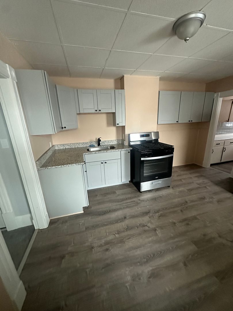 Indian Orchard Apartment: 249-255 Main St