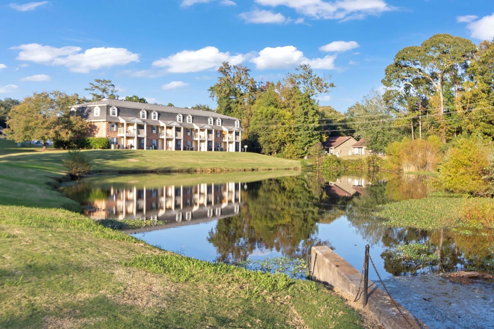 Auburn House: 1761 Wire Rd. 03-14