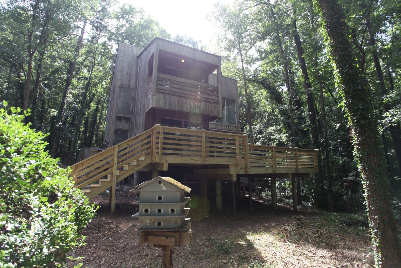 Auburn House: 1323 Hickory Ln