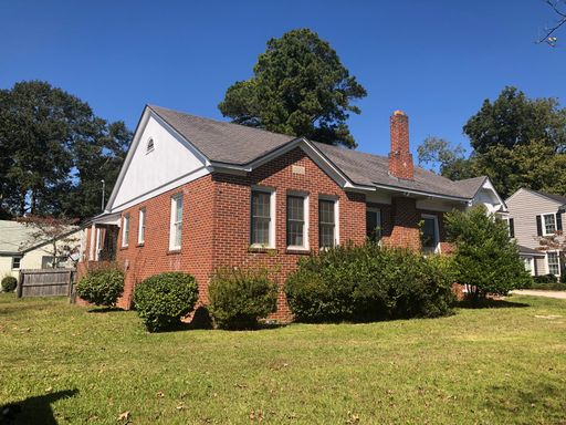 Commercial space near Downtown Opelika