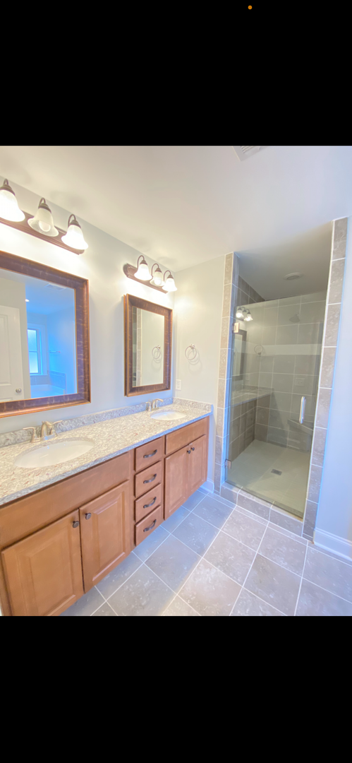 Auburn House: 2619 Farmstone Ridge