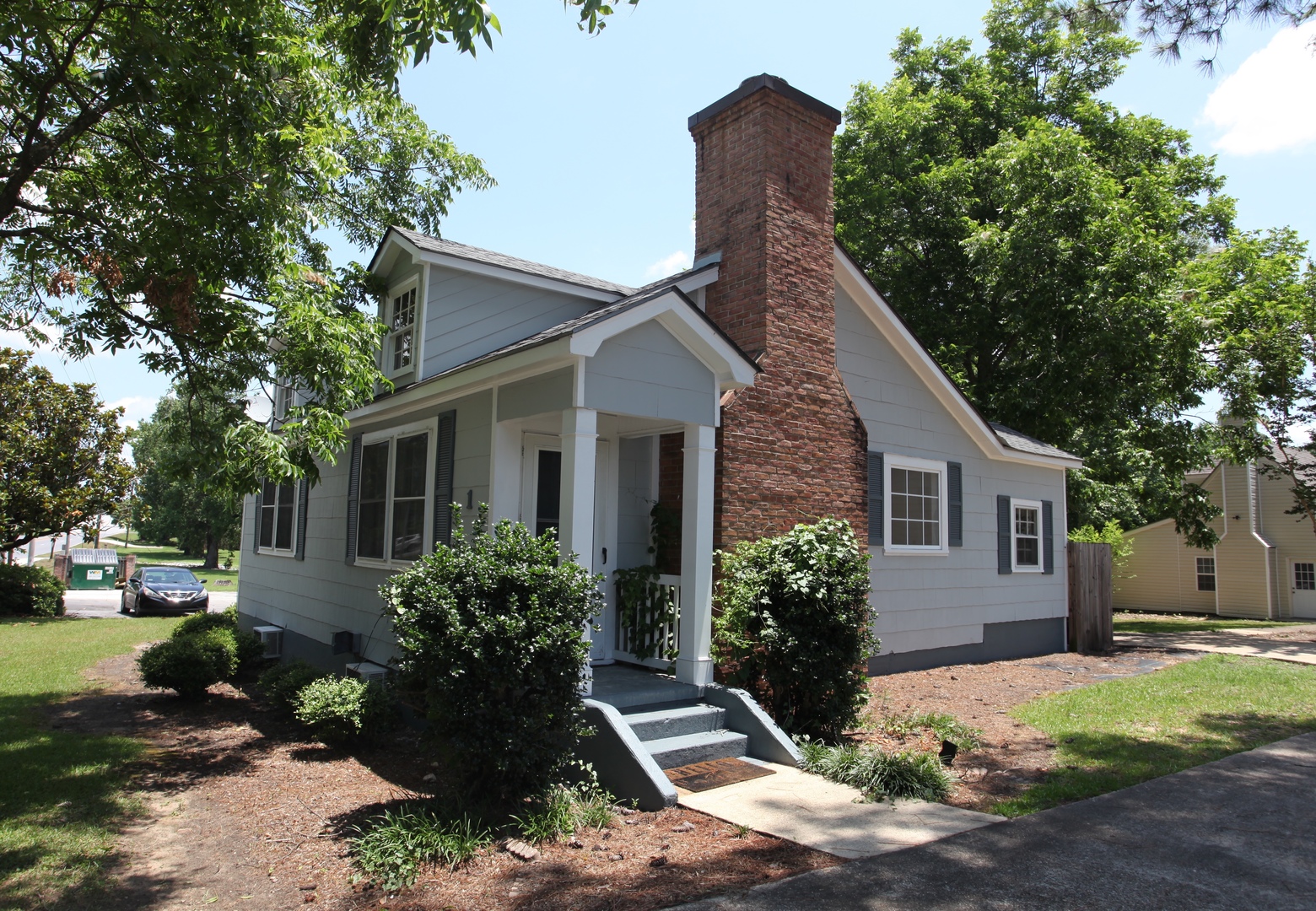 Auburn House: 1825 Wire Road Unit #1