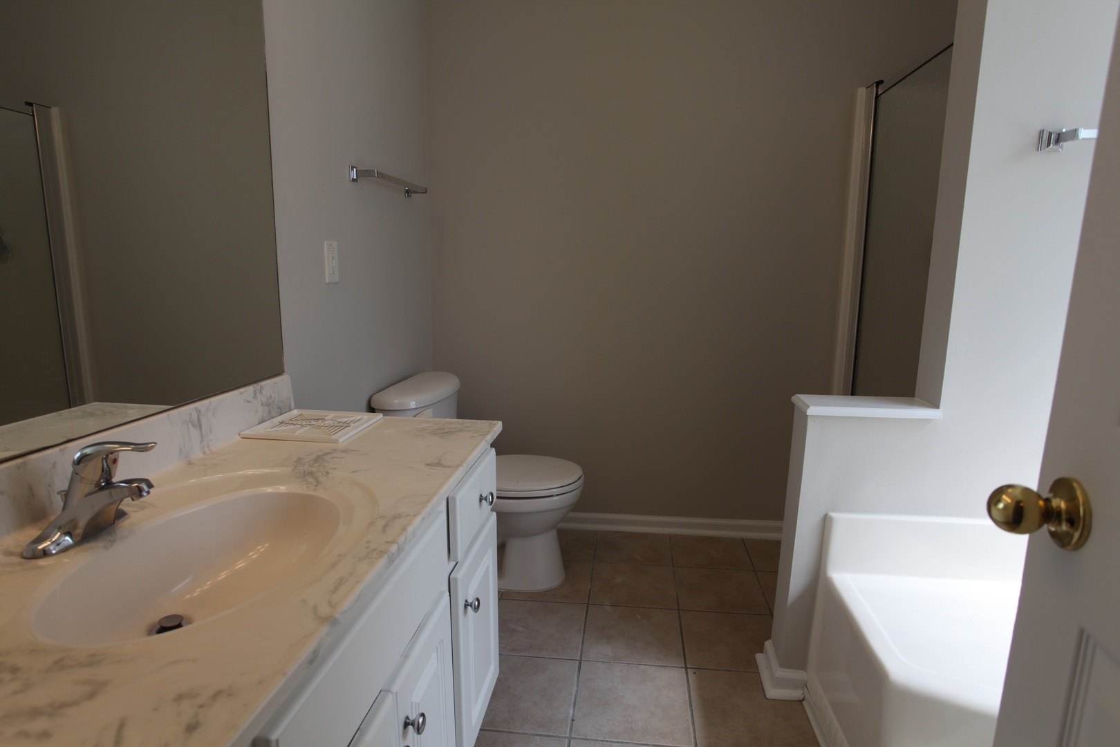 Auburn House: 4260 Chestnut Court