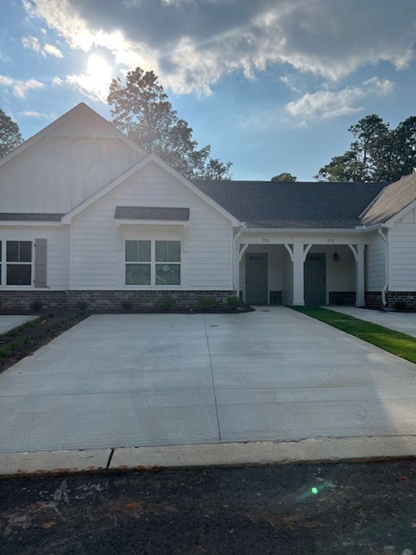 Opelika Condo: 321 Morris Ave