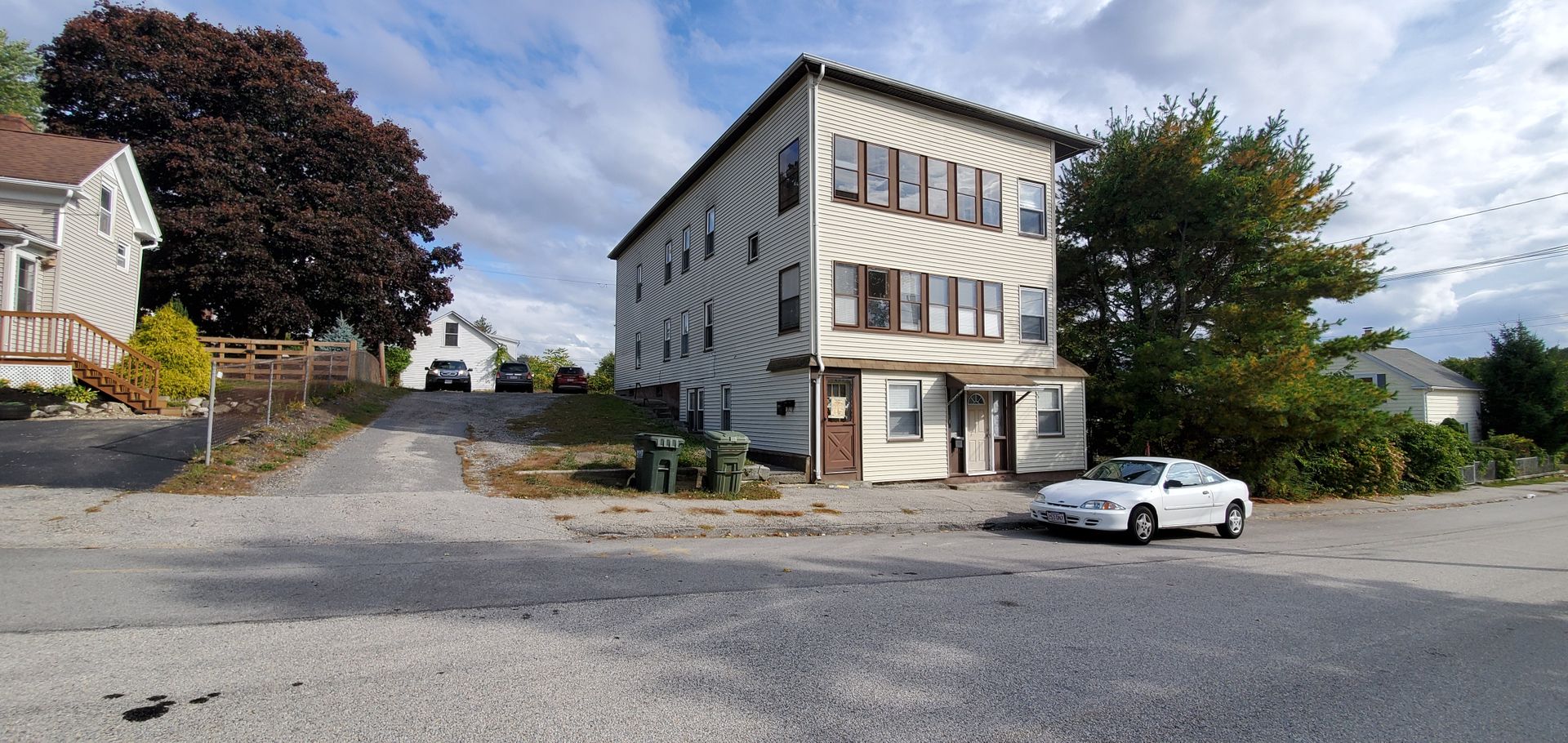 Dudley Apartment: 18-20 Green Street