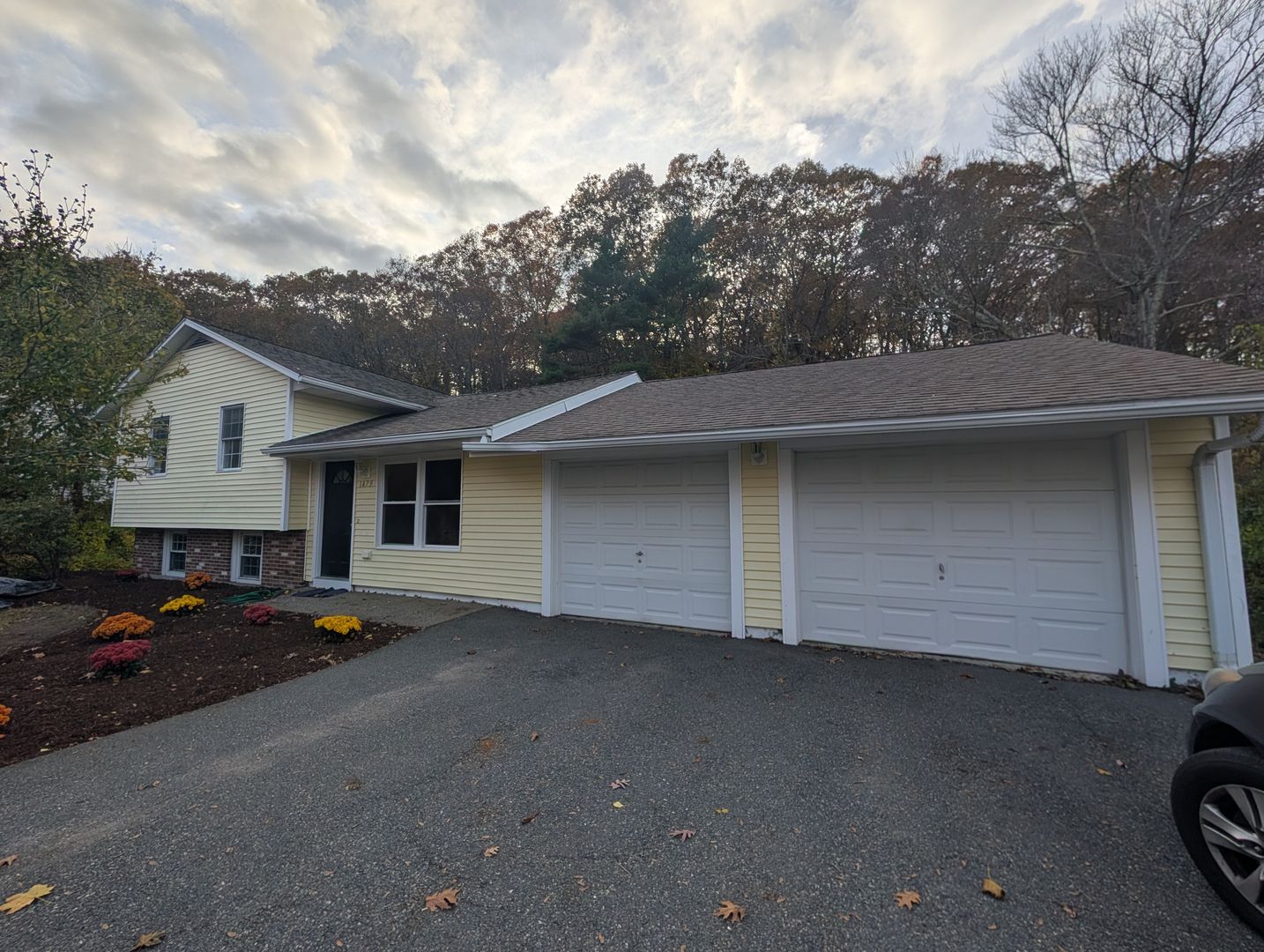 Whitinsville House: 1479 Providence Rd