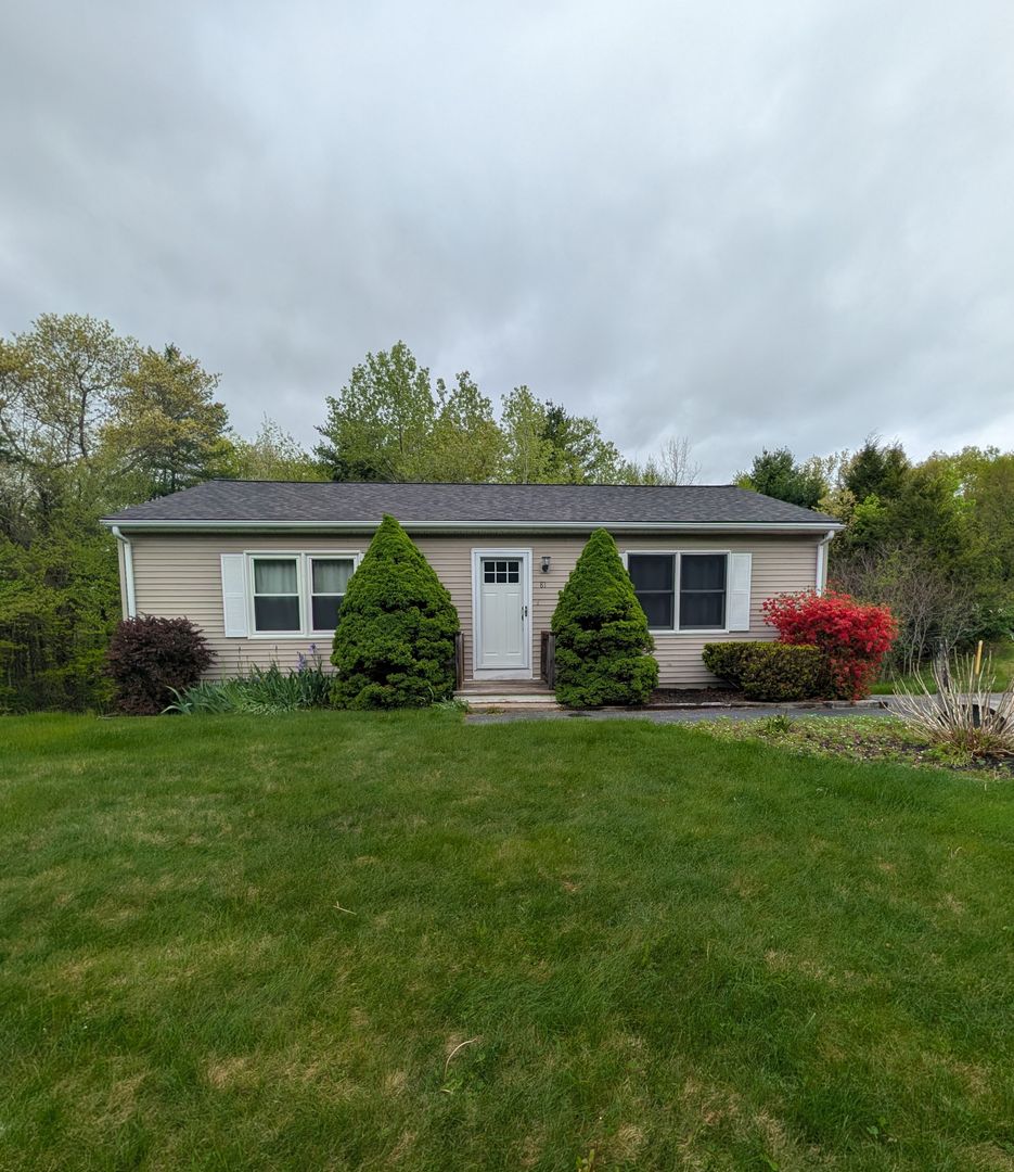 Douglas House: 81 Eagle Drive