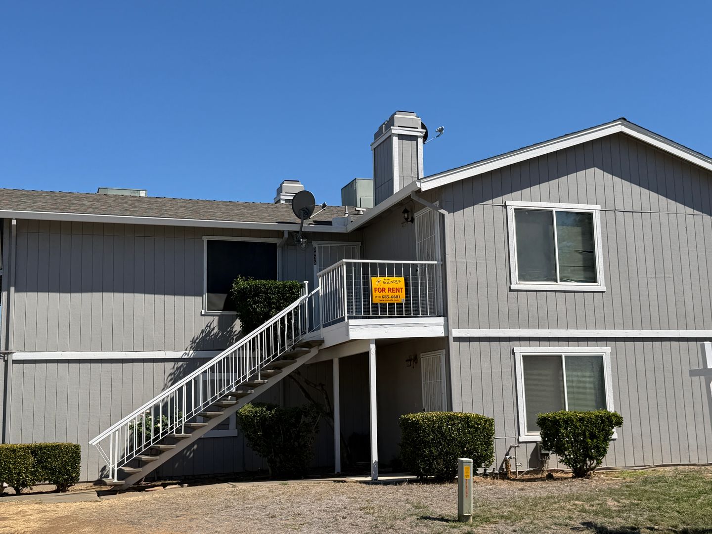 Elk Grove Apartment: 8935 Rancho Grande Ct