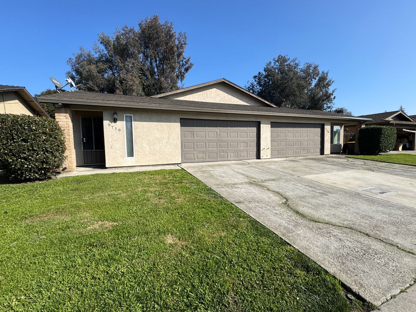 Stockton Multiplex: 5710 Brush Creek Dr