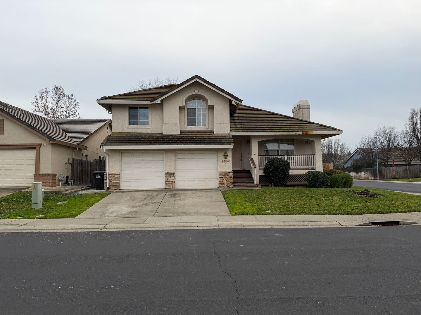 Elk Grove House: 6500 Star Hawk Ct