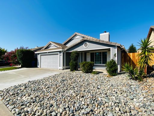Comfy 3 Bedroom Single Story – photo 1