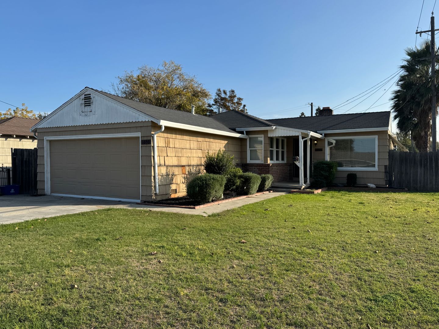 Stockton House: 1656 Country Club Blvd