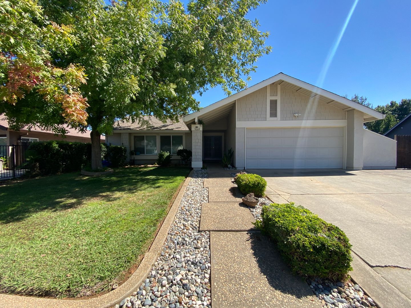 Elk Grove House: 9064 Meadowsweet Way