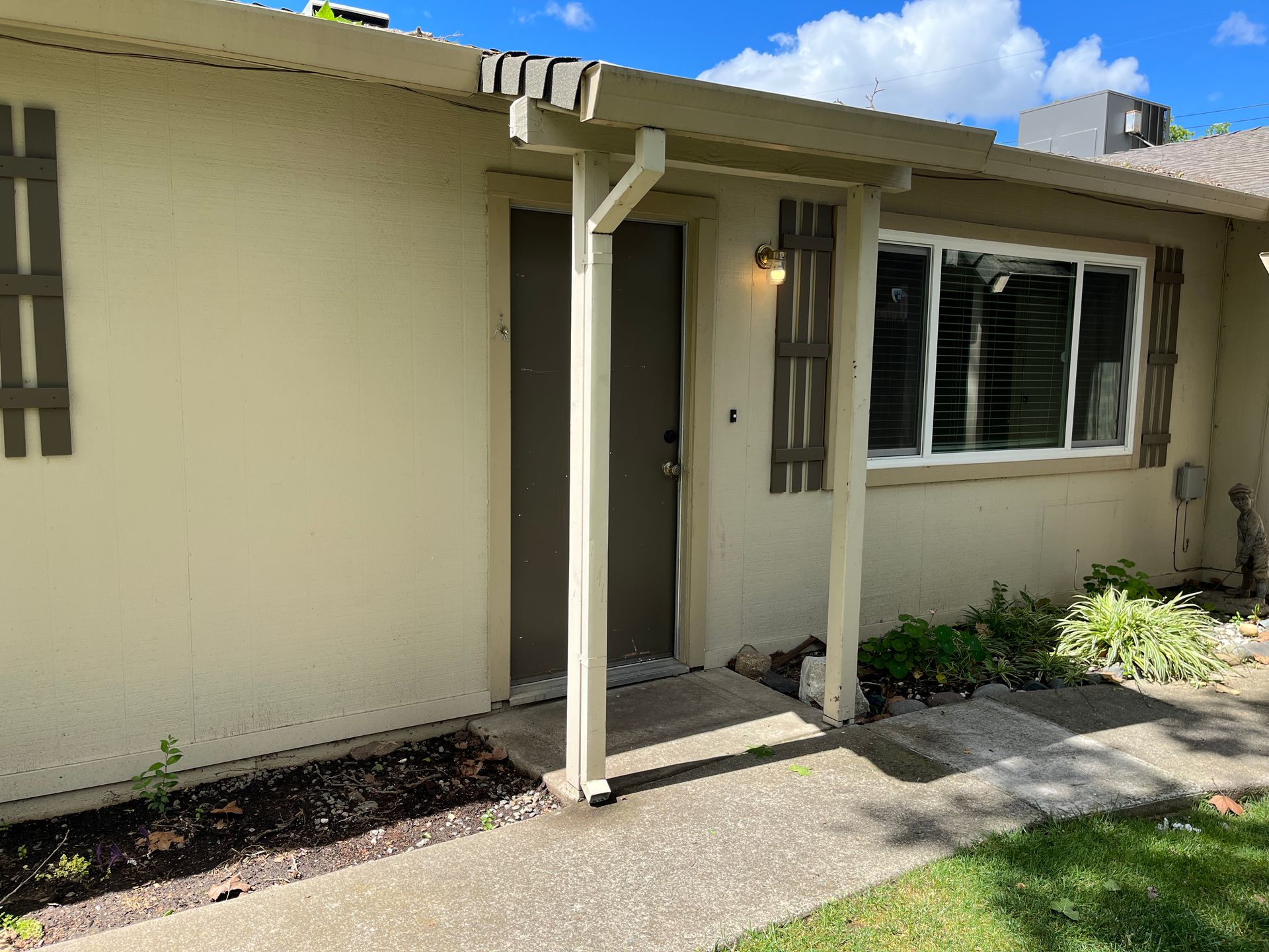 Carmichael Multiplex: 6221 Casita Ave