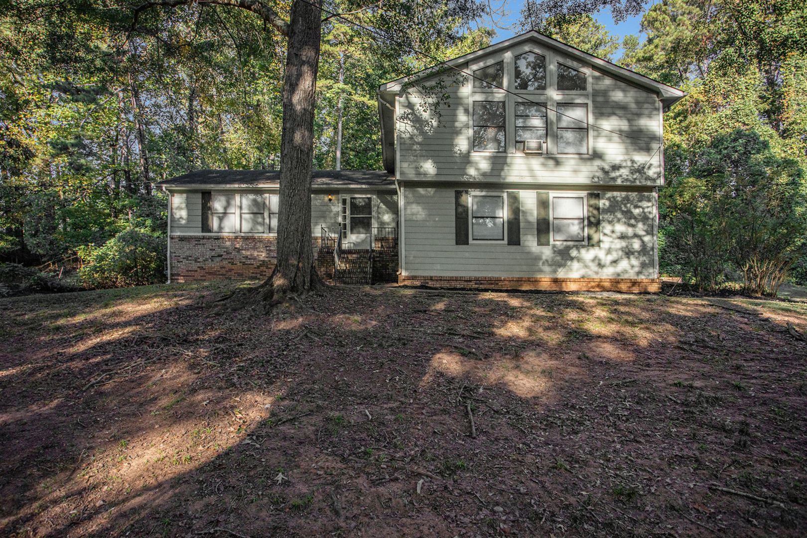 Stonecrest House: 3735 Londonderry Ct