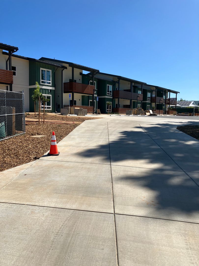 Paradise Apartment: 1561 Kay Court