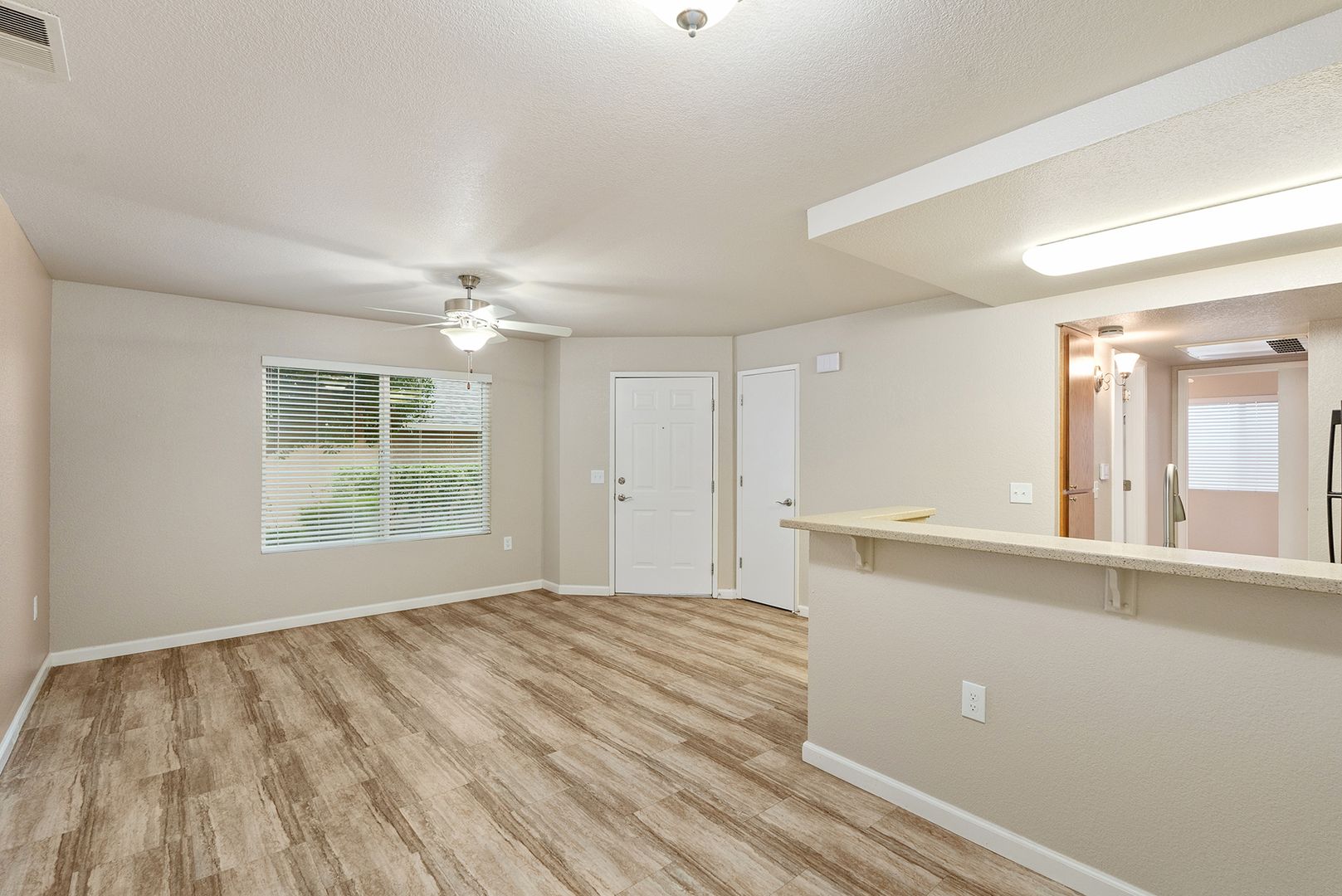 Chico Apartment: 2002 Huntington Dr