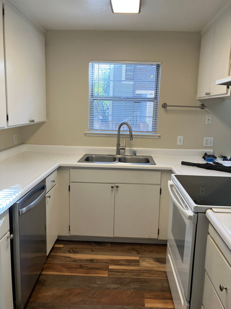 Sacramento Apartment: 321 T Street