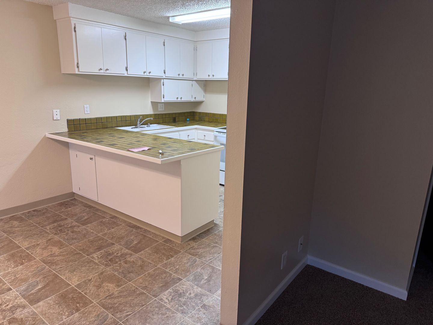 Chico Apartment: 37 Cameo Drive