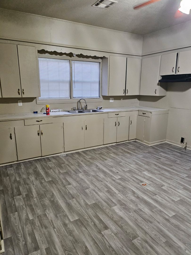 Opelousas House: 429 Maple St.