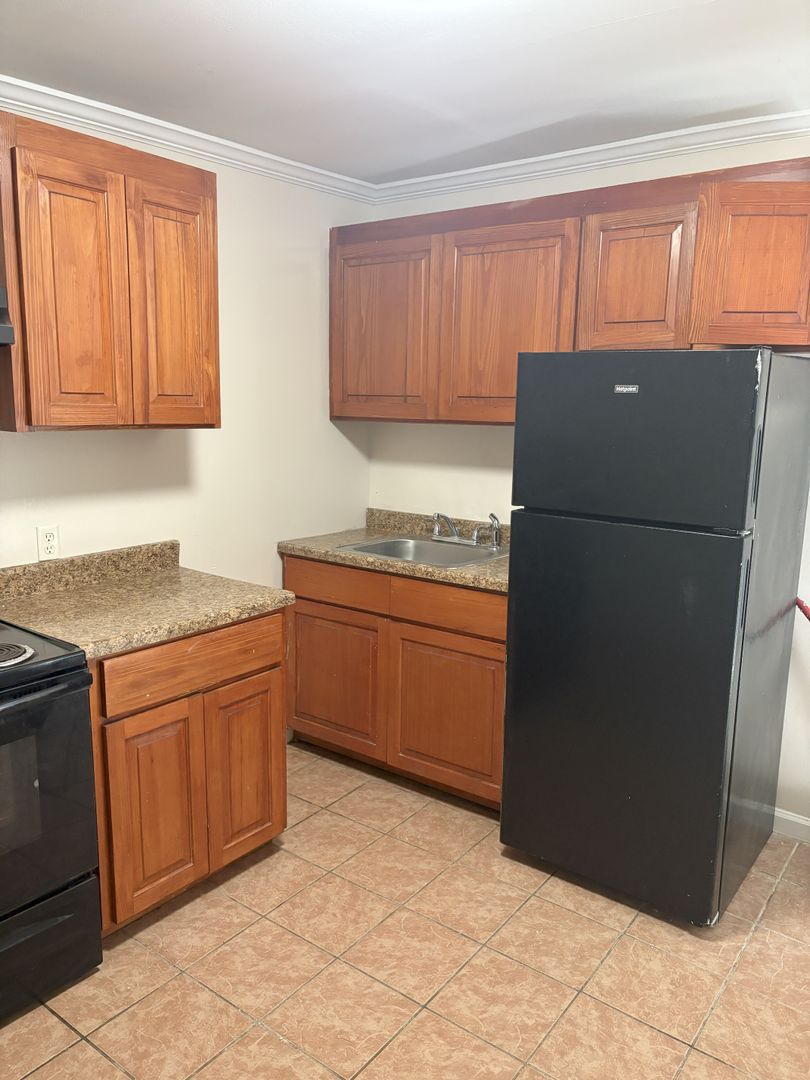 Port Allen Apartment: 786 Burbridge St