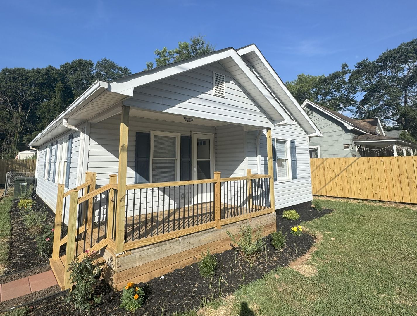 Greer House: 204 Cannon Avenue