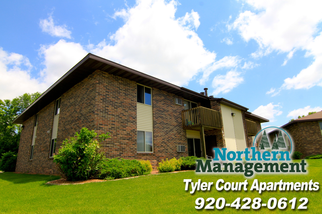 Menasha Apartment: 320+325 Tyler Court