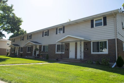 2 Bed 1 Bath Townhouse Remodeled