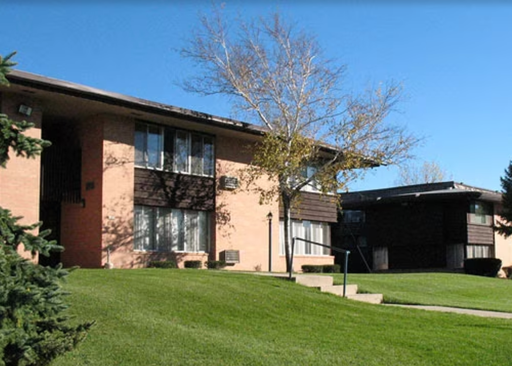 2 Bed 1 Bath – photo 1