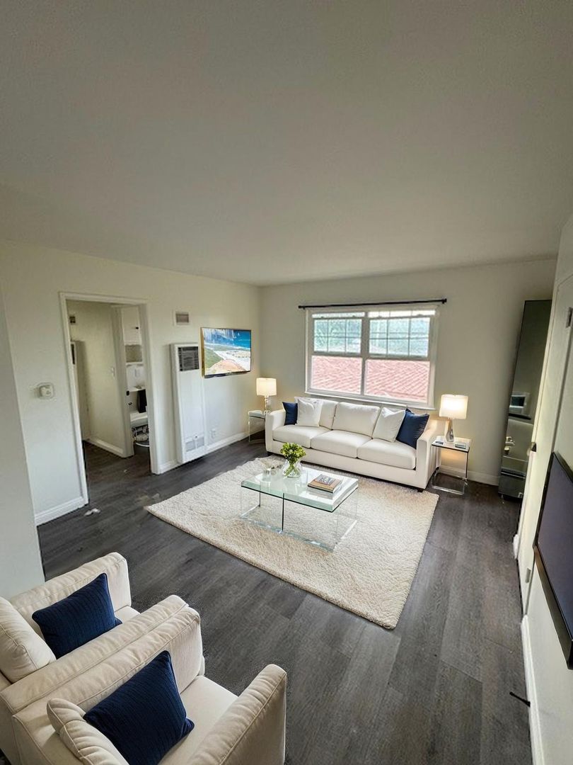 Garden Grove Apartment: 9661 Maureen Dr.
