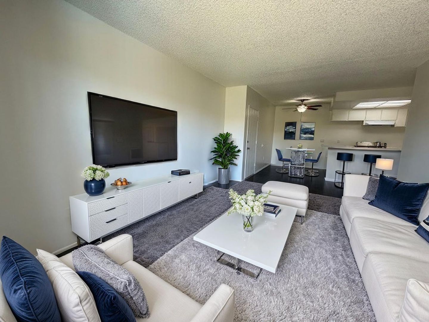 Anaheim Apartment: 1535 E Canfield Ln