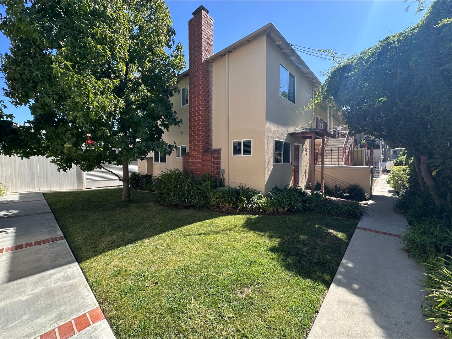 Santa Monica Apartment: 1505-1507 Harvard St.
