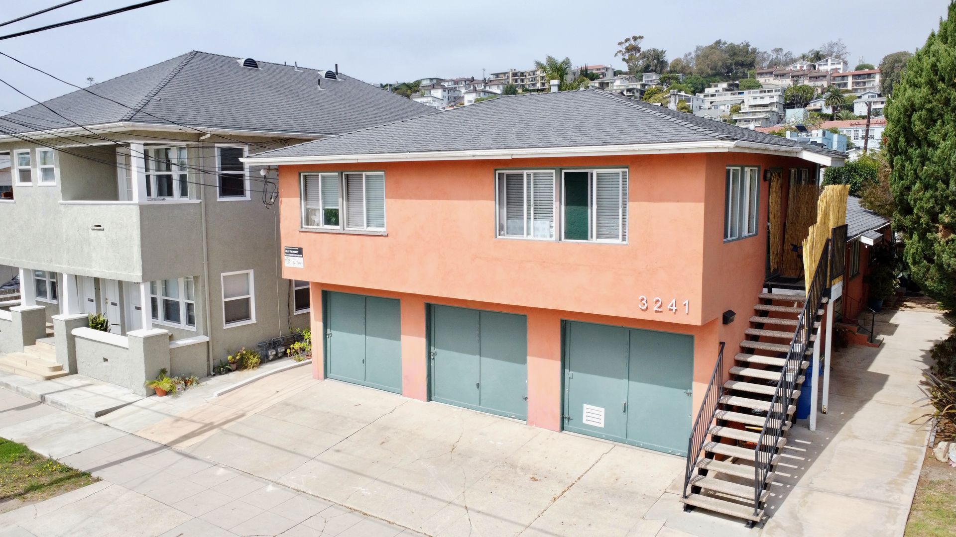 San Pedro Apartment: 3241-45 S. Pacific Avenue