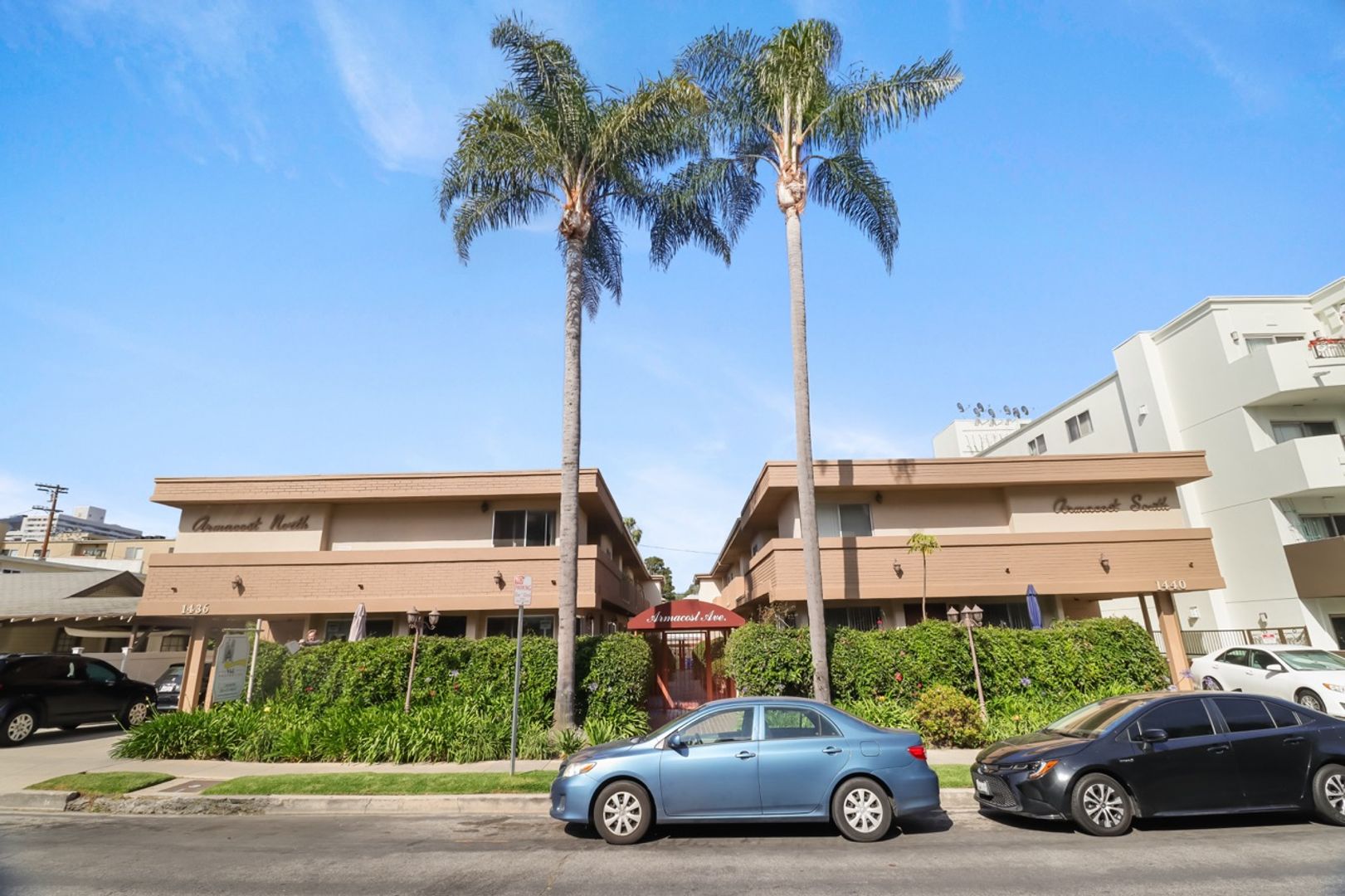 Los Angeles Apartment: 1436-40 Armacost Ave