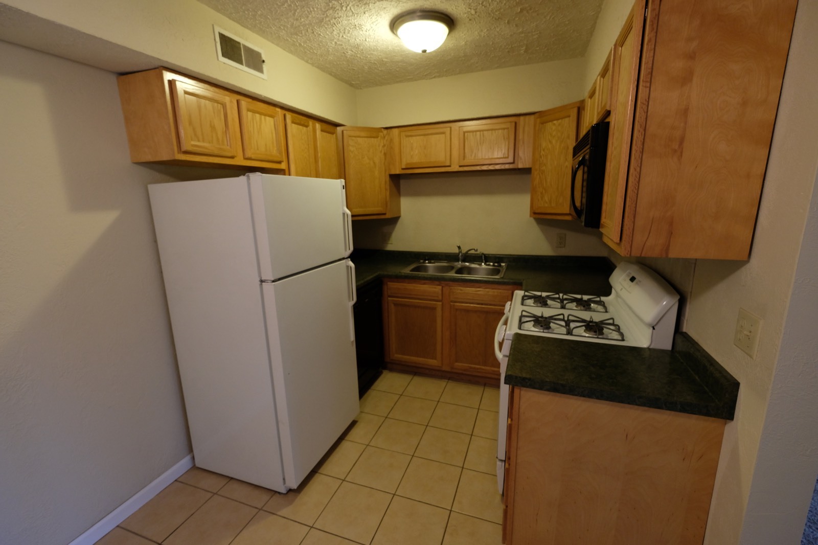 Normal Apartment: 807 N. Fell Ave