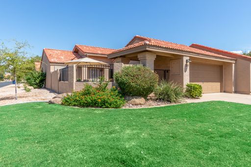 6-12 Month Lease - Mesa 2 Bed/ 2 Bath Fully Furnished Townhome – photo 1