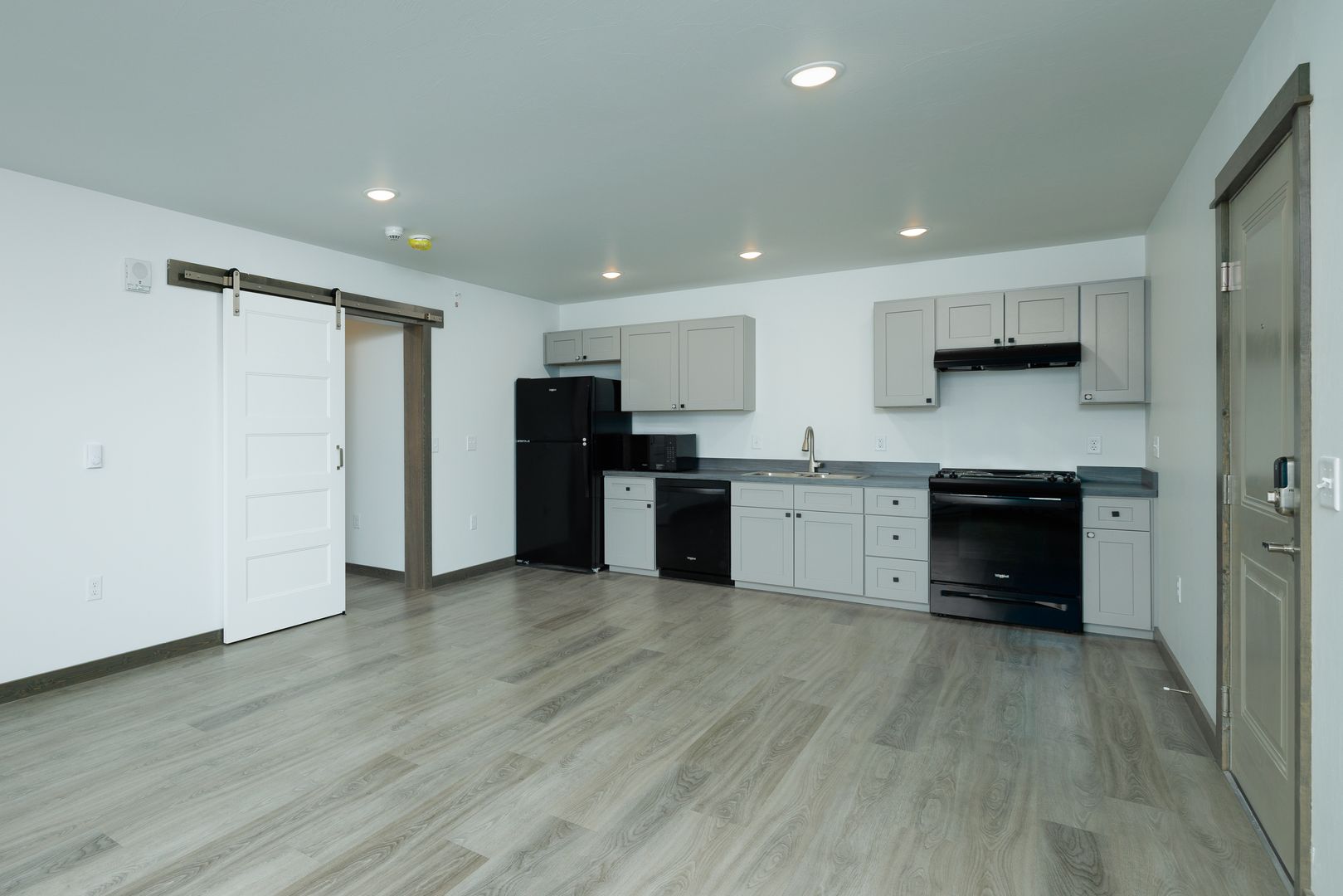 Belgrade Apartment: 1912 Cruiser Lane