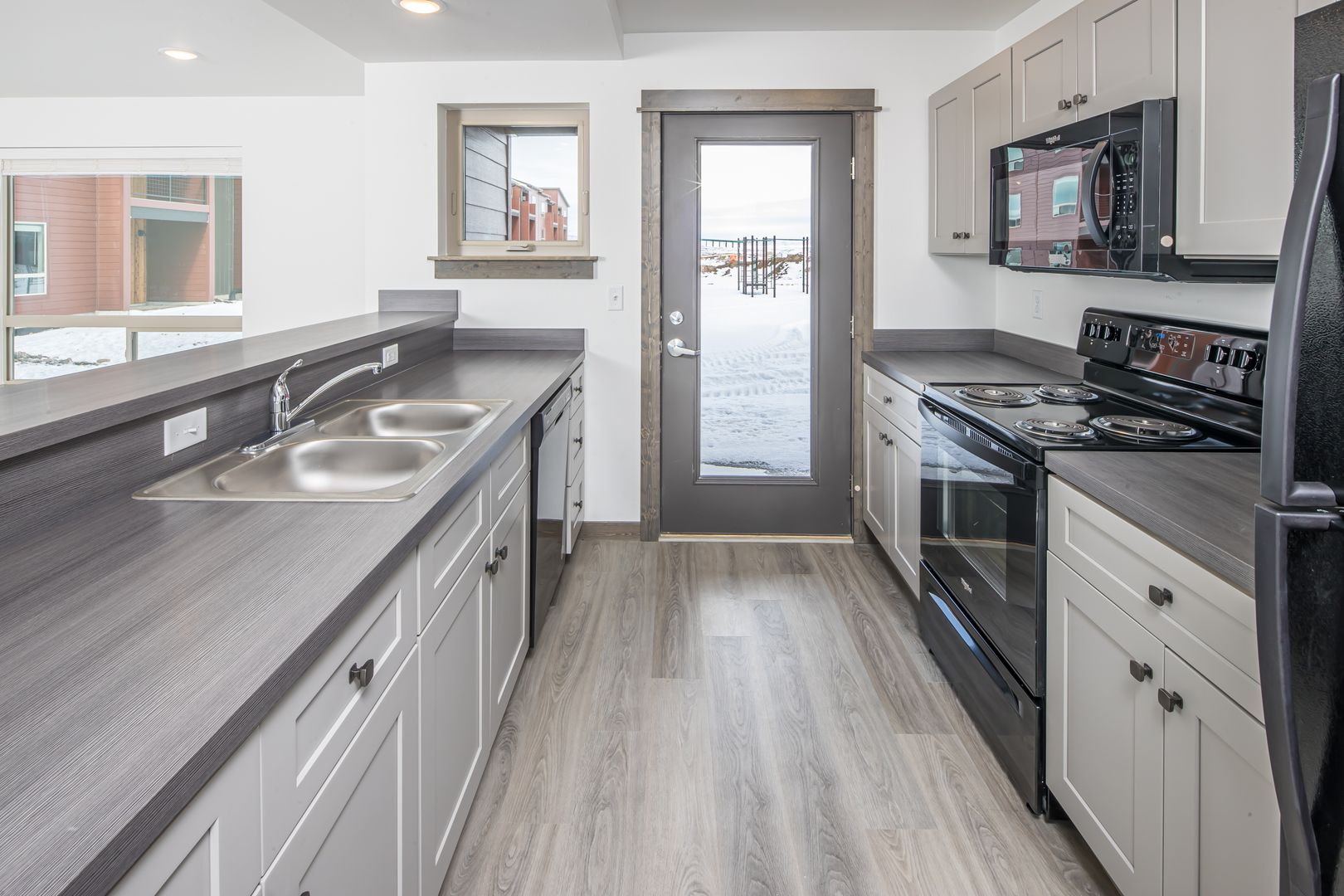 Belgrade Apartment: 1808 Cruiser Lane