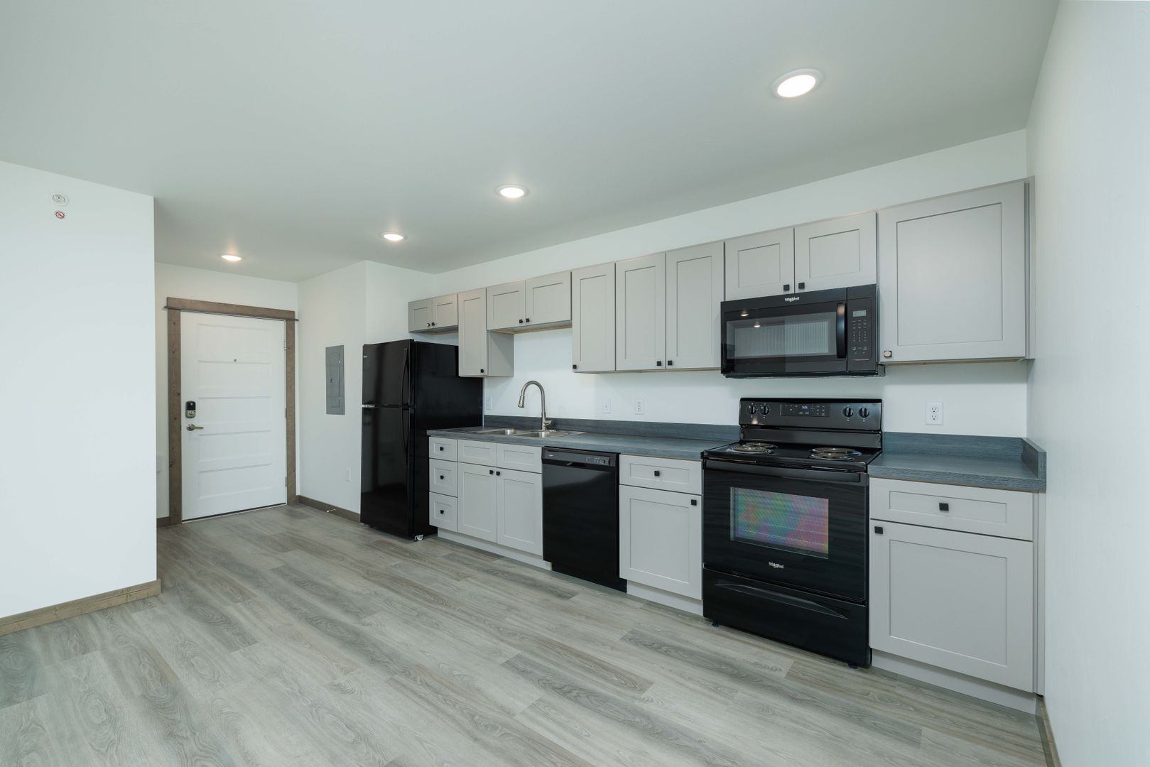 Belgrade Apartment: 1906 Cruiser Lane