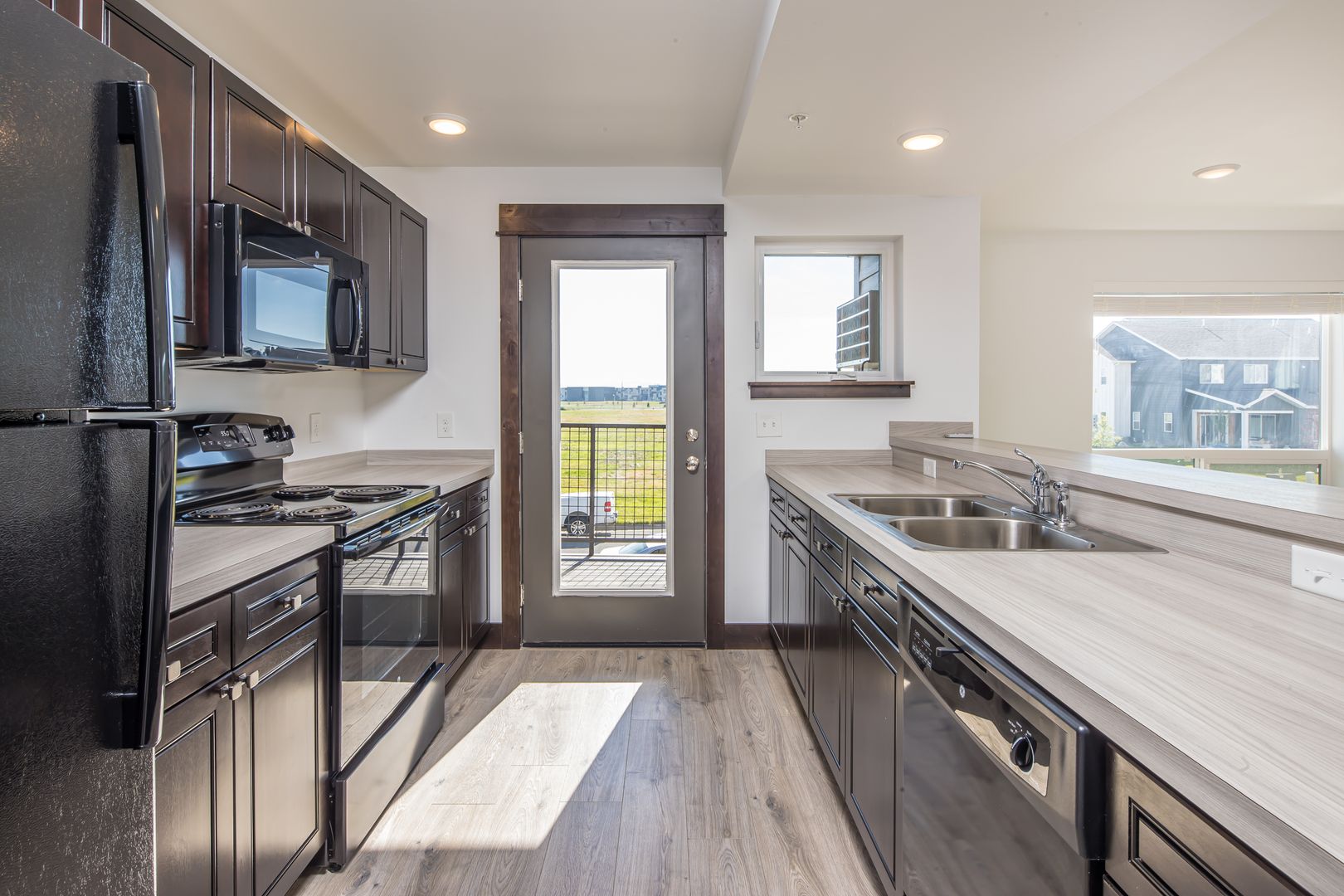 Belgrade Apartment: 1805 Golden West Dr