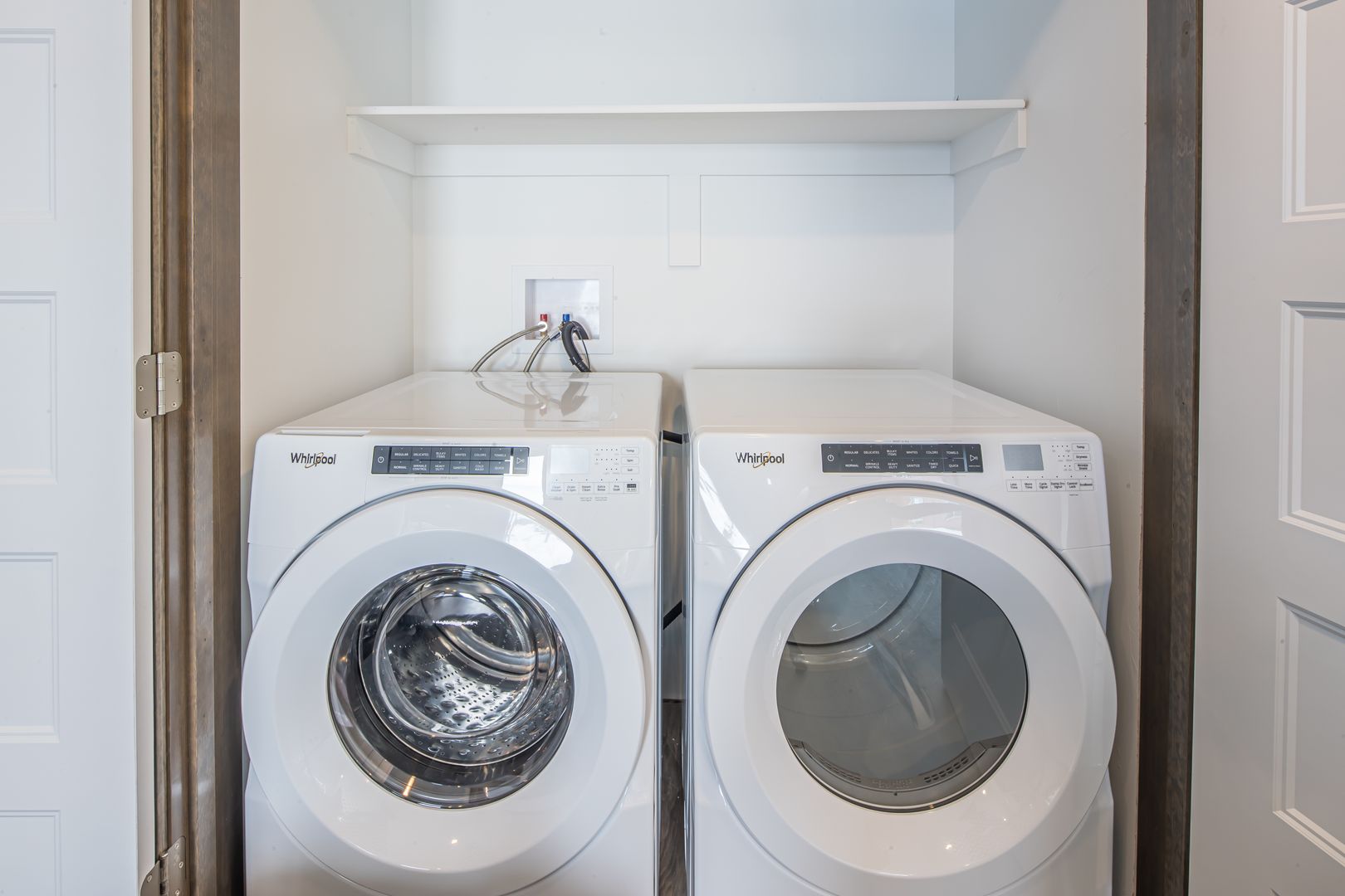 Belgrade Apartment: 1909 Golden West Drive